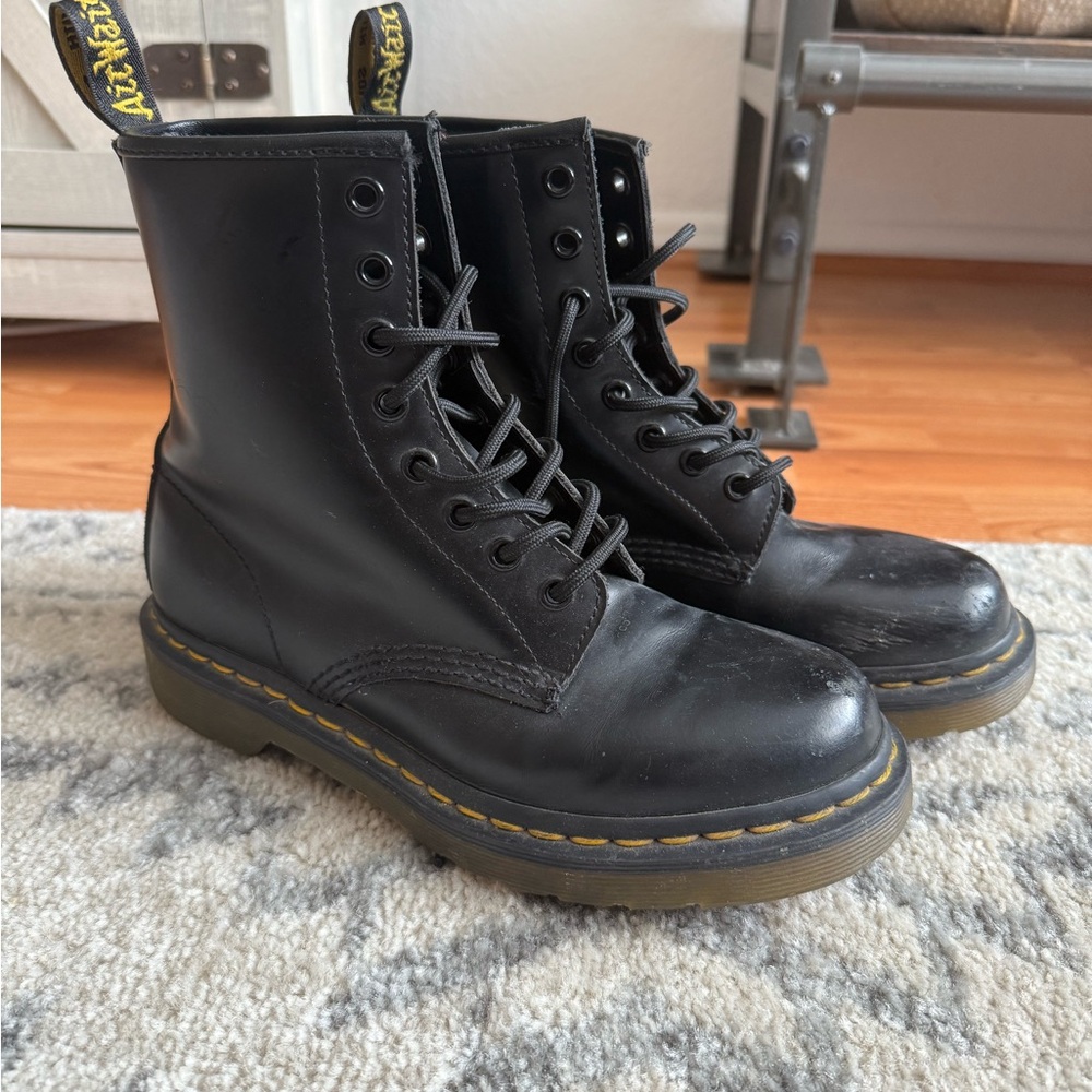 Dr. Martens Airwair The Original Black Leather Boots
